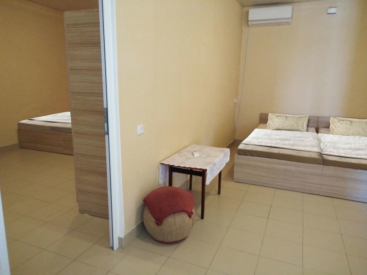 Rest Guest House 예레반 외부 사진